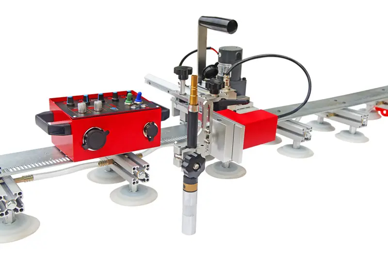 PORTABLE TRACKLESS WELDING CARRIAGE